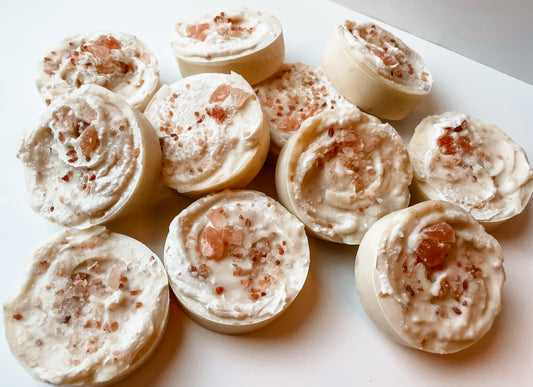Himalayan Salt + Water Lily Exfoliating Soap Bar with Sisal Soap Saving Pouch