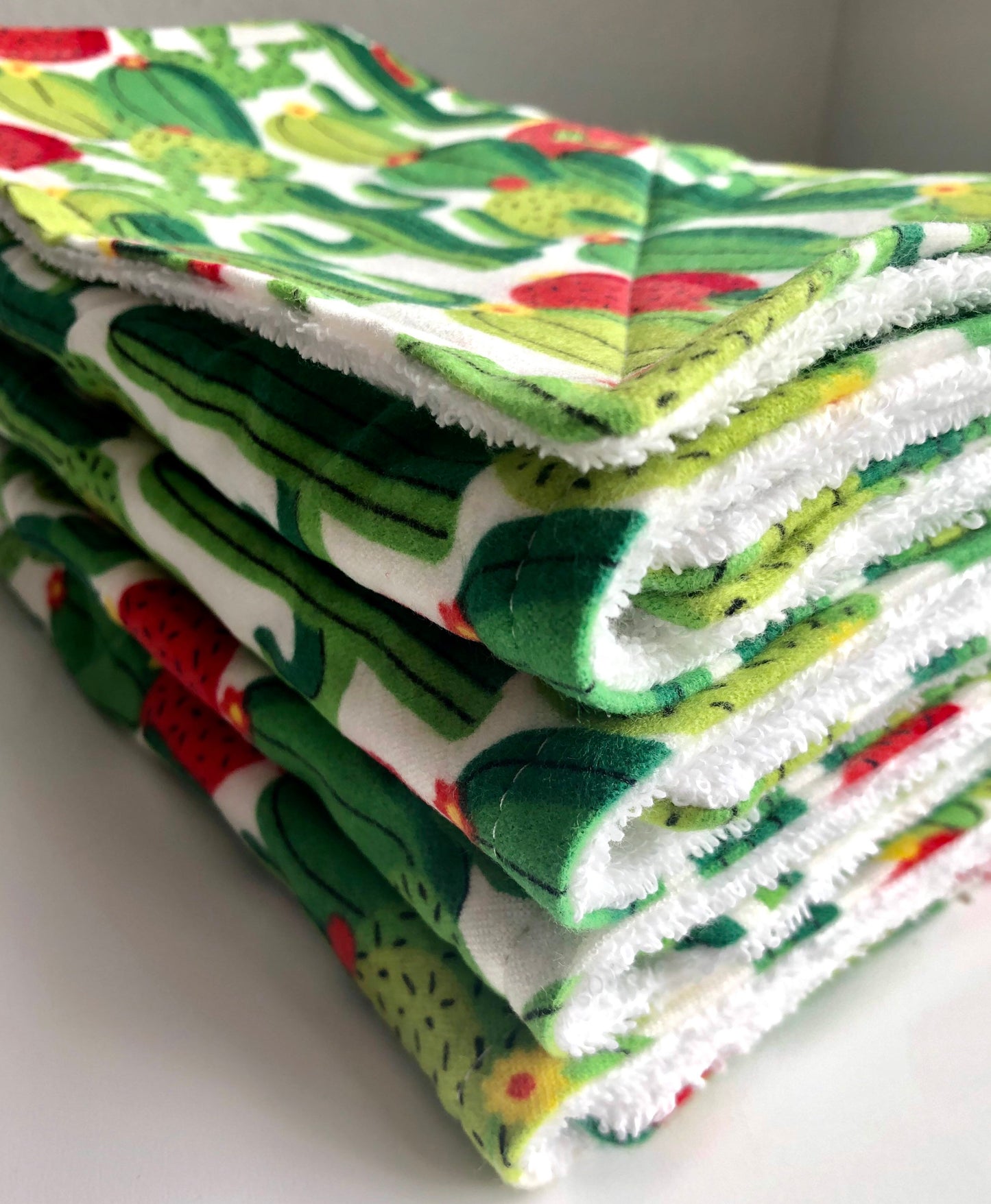 Roll of 8 2PLY Desert Bloom Cactus Reusable No Paper Towels With Or Without Snaps