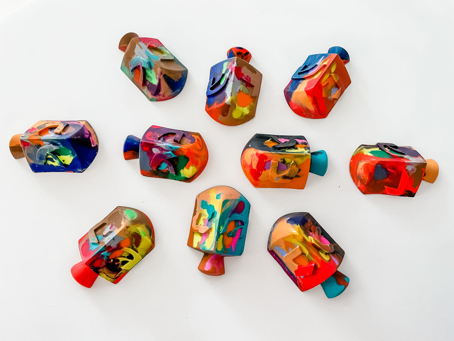 Dreidel Rainbow Crayon ~ Great Hanukkah Gifts! ~ Hey - Shin - Nun - Gimmel