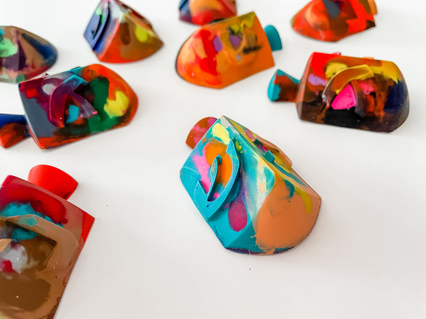 Dreidel Rainbow Crayon ~ Great Hanukkah Gifts! ~ Hey - Shin - Nun - Gimmel