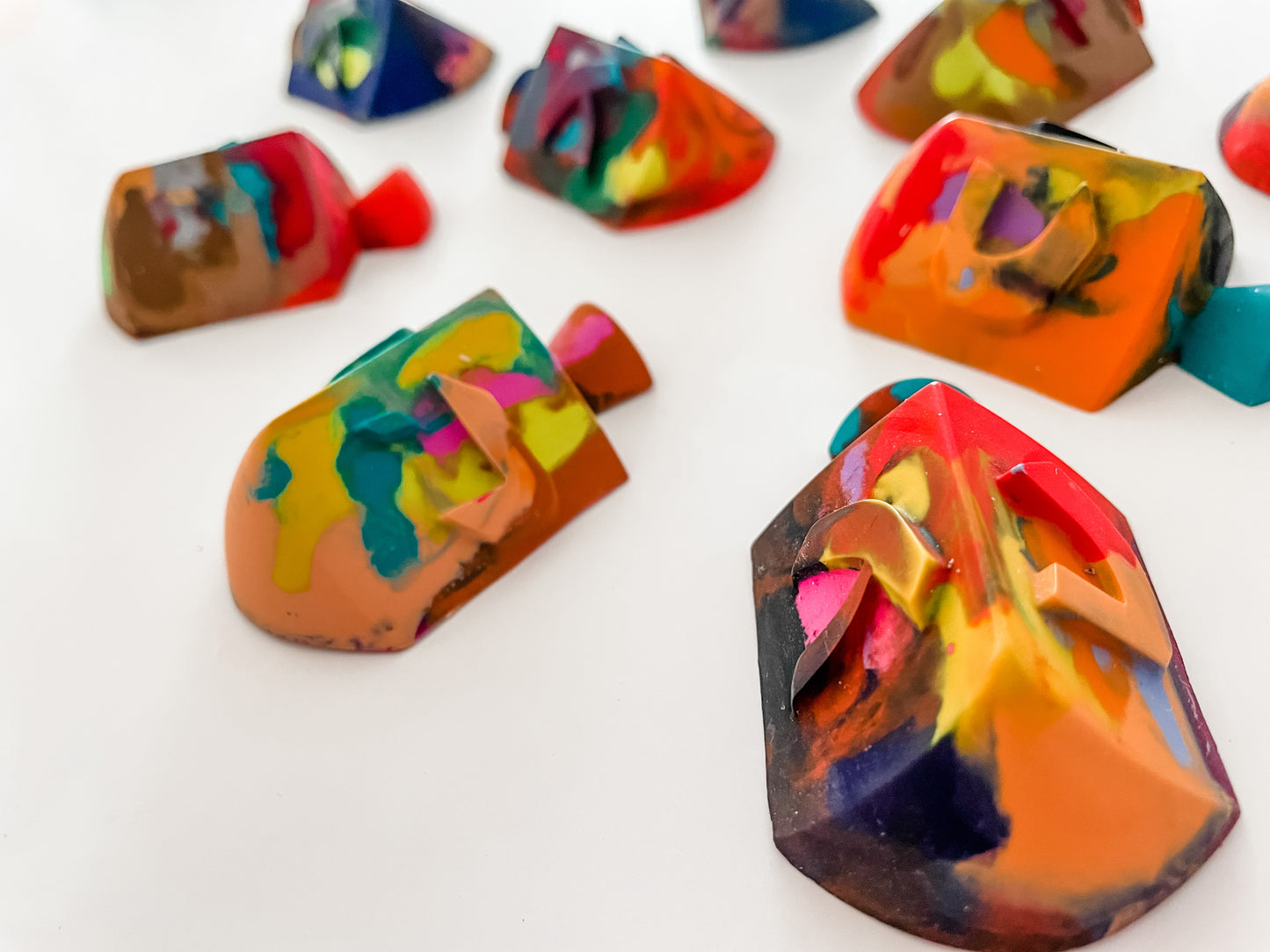 Dreidel Rainbow Crayon ~ Great Hanukkah Gifts! ~ Hey - Shin - Nun - Gimmel